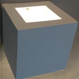 ARANDELA CUBO 10X10 2 FACHOS BRANCO