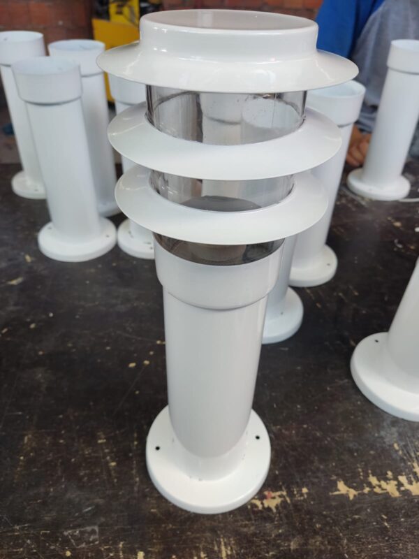 MINI-POSTE JARDIM C/ SINALEIRO 35CM